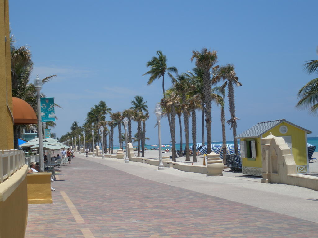 Hollywood Sands Resort Екстер'єр фото